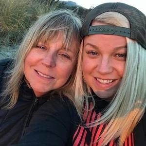 Meet your Posher, Donna dot